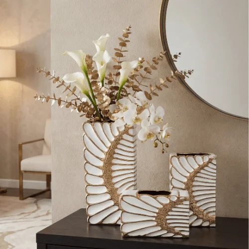 Regal Arc Table Vase