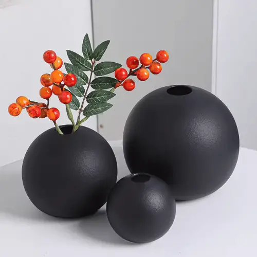Aura Orb Black Table Vase Set