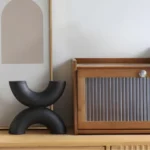 Ripple Rhythm Crescent Black Table Vase - Image 3