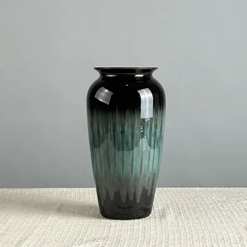 VELISSE Emerald Fade Table Vase