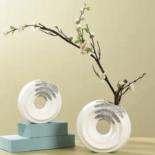 NOXIA ORBIT Obsidian Table Vase