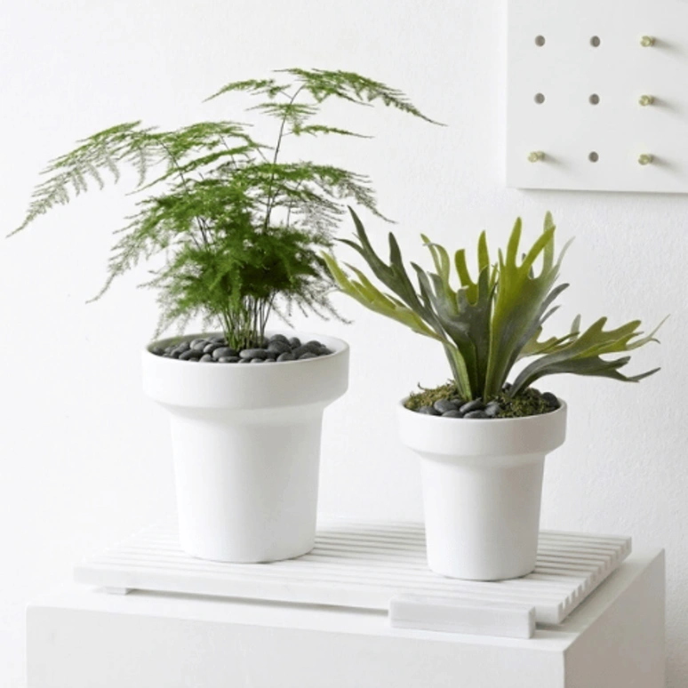 08-244 Pedestal Round Plastic Planter White