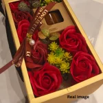 Premium Floral Candle Gift Set - Image 7